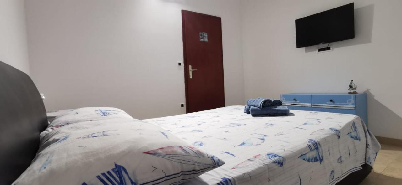 Apartments K&D Pula Zewnętrze zdjęcie
